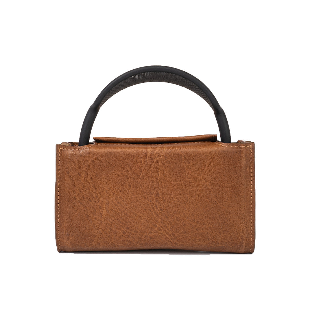 HP59 Full-Grain Leather Case for AirPods Max - The Minimalist 3.0